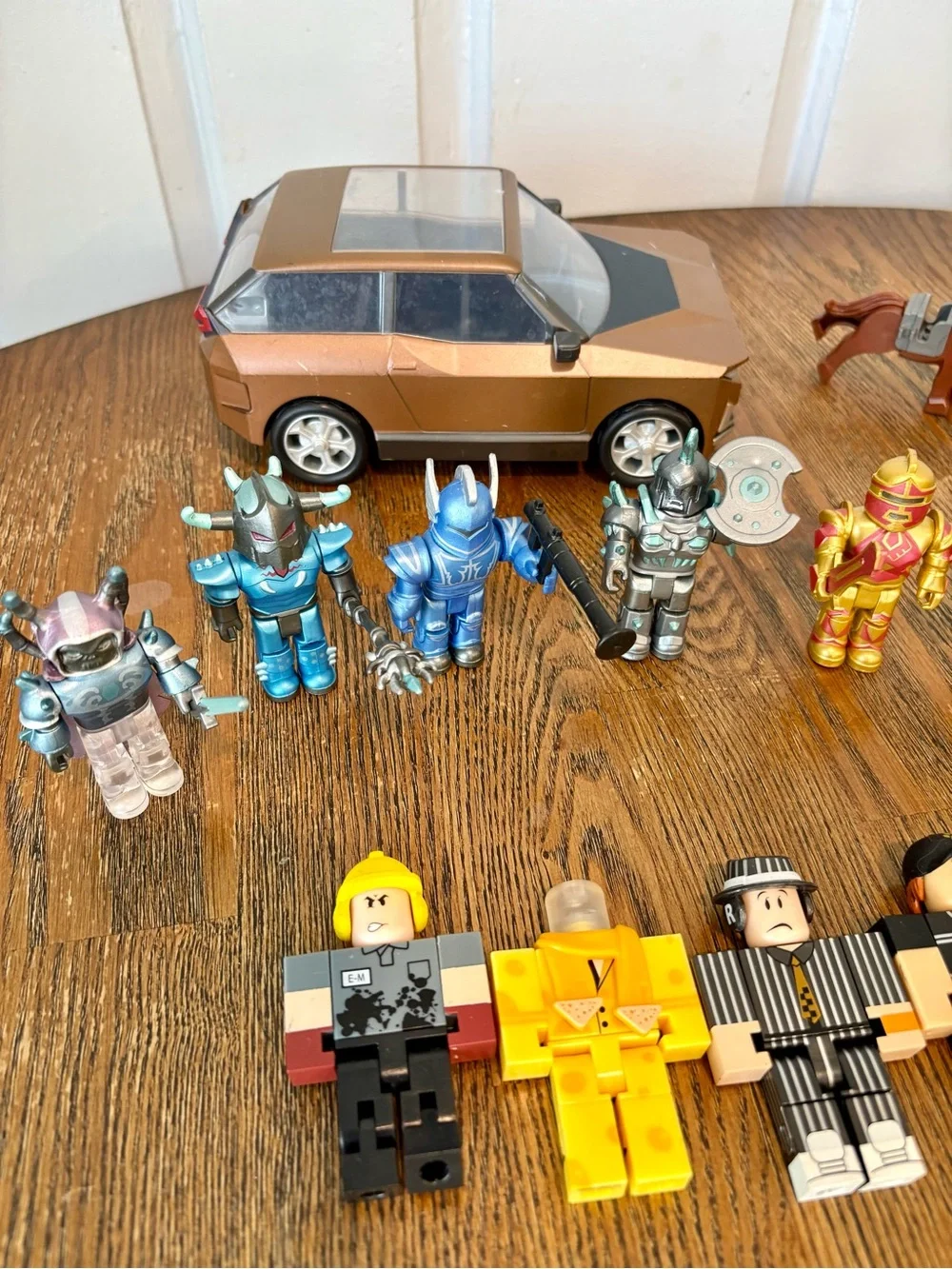 Roblox Brown Toy Convertible Car with Removable Roof and Mini Figures Bundle